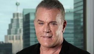 النجم الأمريكي راي ليوتا