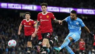 رياض محرز ضد مانشستر يونايتد