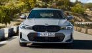 "بي إم دبليو" تعاني برامجيًا.. استدعاء 61 ألف سيارة بالعالم