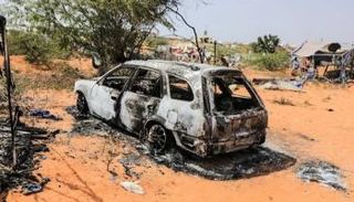 سيارة للشرطة عقب هجوم لحركة الشباب في مقديشو