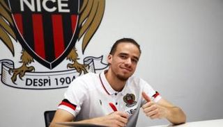 بلال براهيمي لاعب منتخب الجزائر