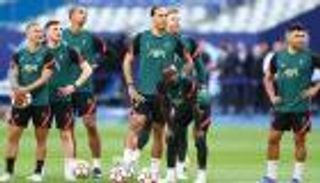 نهائي دوري أبطال أوروبا.. ماني يفلت من إصابة بنيران صديقة (فيديو)