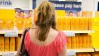 كيفية اختيار واقي الشمس لحماية بشرتك من الأشعة.. حسب نوع البشرة