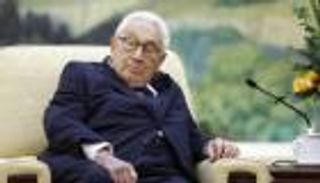 بعيد ميلاده الـ99.. كيسنجر في "القائمة السوداء" 