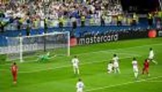 "مباراة بلاي ستيشن".. تحرم الآلاف من نهائي دوري أبطال أوروبا (صورة)