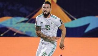 أندي ديلور مهاجم نيس الفرنسي ومنتخب الجزائر