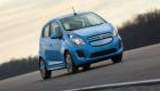 سوق المستعمل.. سيارات في مصر لمتوسطي الدخل تبدأ من 40 ألف جنيه