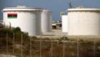 هل يتم تهريب النفط الليبي سرا؟ مسوؤل يكشف الحقيقة