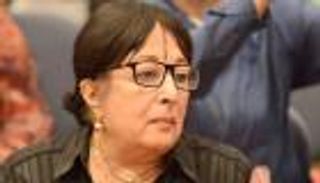 سميرة عبدالعزيز تكشف أول أجر لها في "قال الفيلسوف" (فيديو)