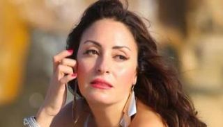 الفنانة نيرمين الفقي