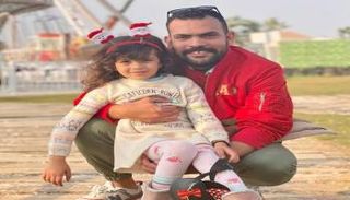 الفنان خالد عليش وابنته