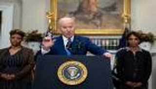 بايدن يوافق على تزويد أوكرانيا بأنظمة صواريخ متقدمة