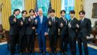 فرقة "BTS" لم تطرب بايدن.. إحراج في البيت الأبيض (صور)