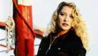  شيرين سيف النصر.. هل تكسر صيام 12 عاما عن التمثيل؟