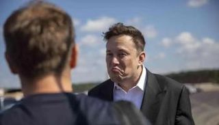 الملياردير الأمريكي إيلون ماسك مؤسس شركة 