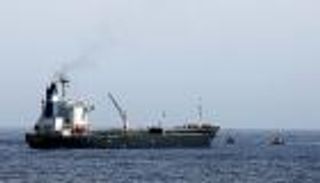 اليونان تدعو لتعبئة دولية للإفراج عن سفينتين تحتجزهما إيران