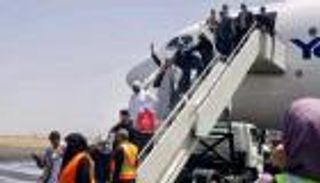 لأول مرة منذ 6 أعوام.. رحلات جوية تحلق بين صنعاء والقاهرة