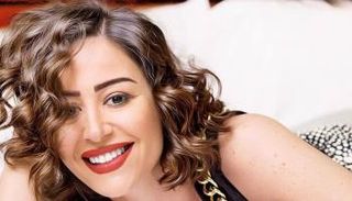 الفنانة منة شلبي 