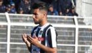 صفقات الأهلي المصري.. رد رسمي بشأن نجم وفاق سطيف