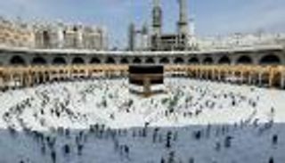 للمرة الأولى منذ 2019.. السعودية تستقبل أوائل الحجاج من خارج المملكة