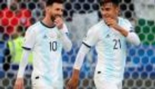 بسبب راتب يفوق صلاح.. توتنهام ينسحب من صفقة زميل ميسي