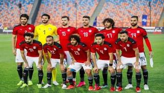 ما هي القنوات الناقلة لمباراة مصر وغينيا في تصفيات أمم أفريقيا؟