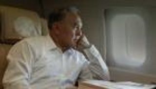 نور سلطان نزارباييف.. استفتاء كازاخستان يلاحق "زعيم الأمة"