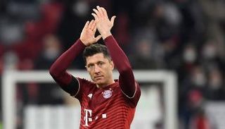 روبرت ليفاندوفسكي مهاجم بايرن ميونيخ هداف الدوري الألماني