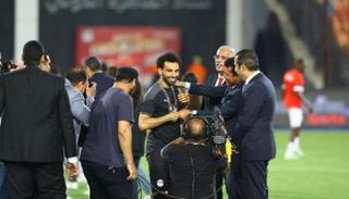 تكريم محمد صلاح داخل استاد القاهرة