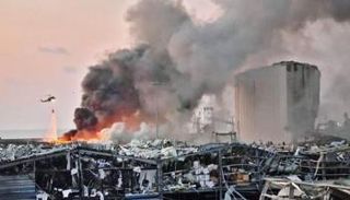 آثار تفجير سابق في مرفأ بيروت