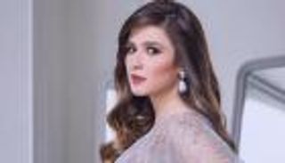 ياسمين عبدالعزيز تصدم متابعيها: "أخويا باعني بعربية مرسيدس"