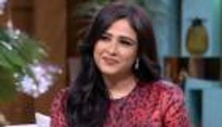 شقيق ياسمين عبدالعزيز يرد على اتهامها الصادم: "متعلمتيش حاجة من مرضك"