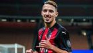 عقبة وحيدة.. لماذا فشل ميلان في تمديد عقد إسماعيل بن ناصر؟