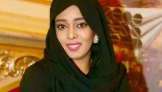 الإعلامية لينا أنور