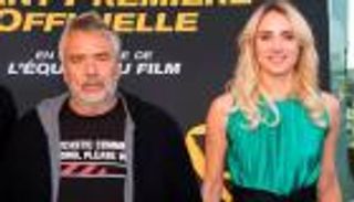 ساند فان روي تتهم لوك بيسون بالاغتصاب.. أزمة جديدة في ساحة المحاكم