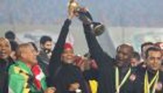 الأهلي المصري.. زوجة موسيماني تشعل الأزمة بـ6 رصاصات جديدة