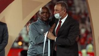 موسيماني مع رئيس نادي الأهلي