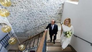 هولاند وزوجته جولي جاييه