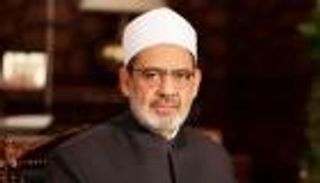شيخ الأزهر وإلزام النساء باللباس الشرعي.. قصة تصريح مزيف أثار الجدل