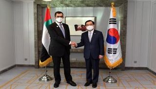 جانب من زيارة الدكتور سلطان بن أحمد الجابر إلى كوريا الجنوبية