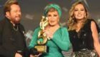 صفية العمري.. "أيقونة التمثيل" في مهرجان الزمن الجميل (فيديو)