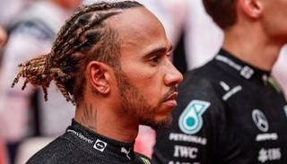 لويس هاميلتون سائق مرسيدس