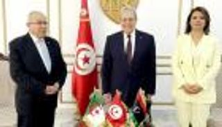 اجتماع ثلاثي بتونس حول ليبيا.. والجزائر تدعو لتوافقات محلية