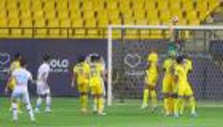  جراحة في مدريد.. كم سيغيب حارس النصر السعودي عن الملاعب؟