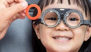 قصر النظر يصيب 80% من طلاب المدارس ببعض دول آسيا