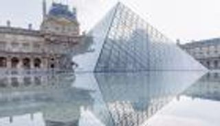 سقوط شبكة "التذاكر المستعملة" في فرنسا.. تحتال على زوار "اللوفر"