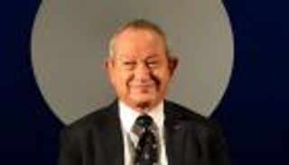 نجيب ساويرس عن ارتفاع درجة الحرارة بمصر: "أنا مليونير وقاعد في التكييف" (فيديو)