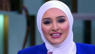 الفنانة المصرية هلا رشدي