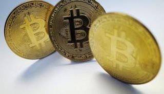 عملة بيتكوين المشفرة - رويترز