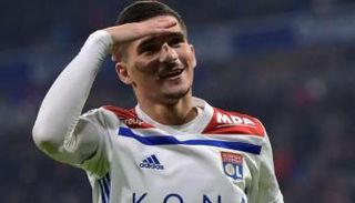 حسام عوار لاعب ليون الفرنسي